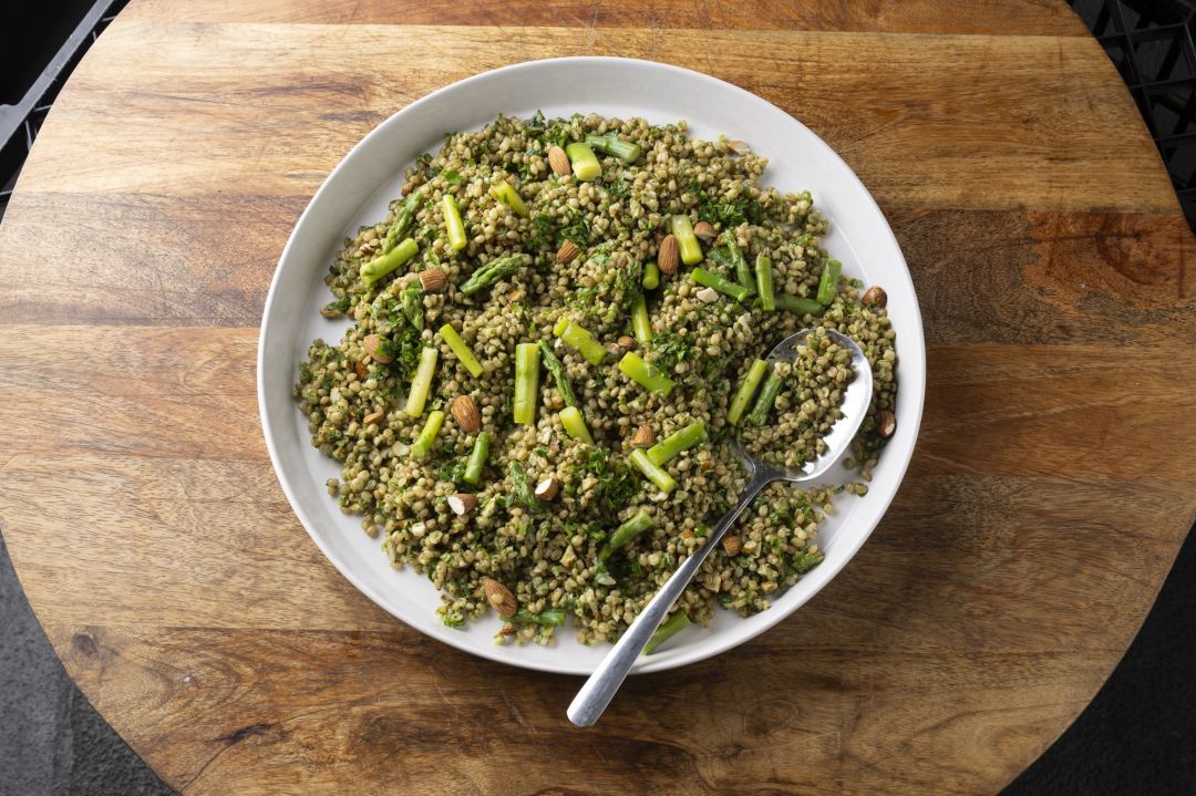 Freekeh, coriander, asparagus, almond salad