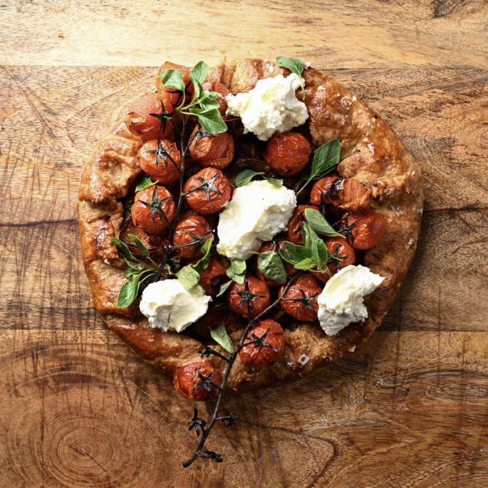 Tomato flat tart, homemade ricotta, fresh za'atar leaves