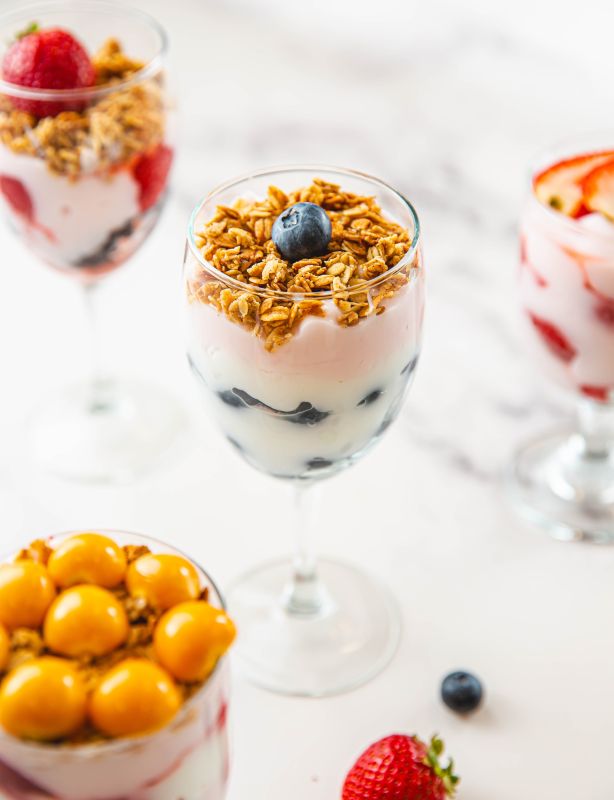 individual fruit yogurt parfaits