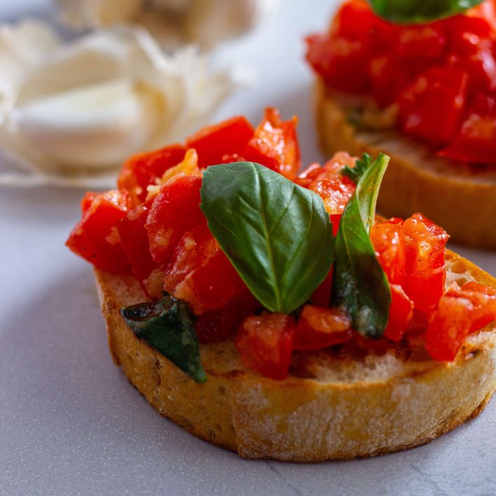 TomatoBasilGarlicBruschetta