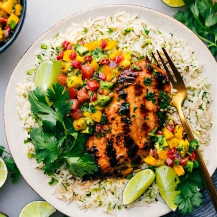 O4 Mexican Roast Chicken with Vegetable Rice and Tomato Salsa (Mild)