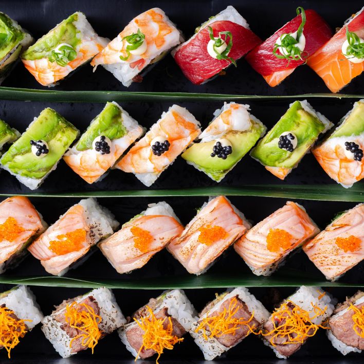 Signature Roll Box